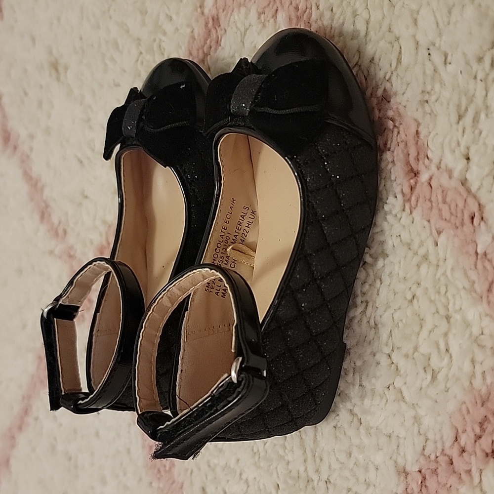 Toddler dress shoe